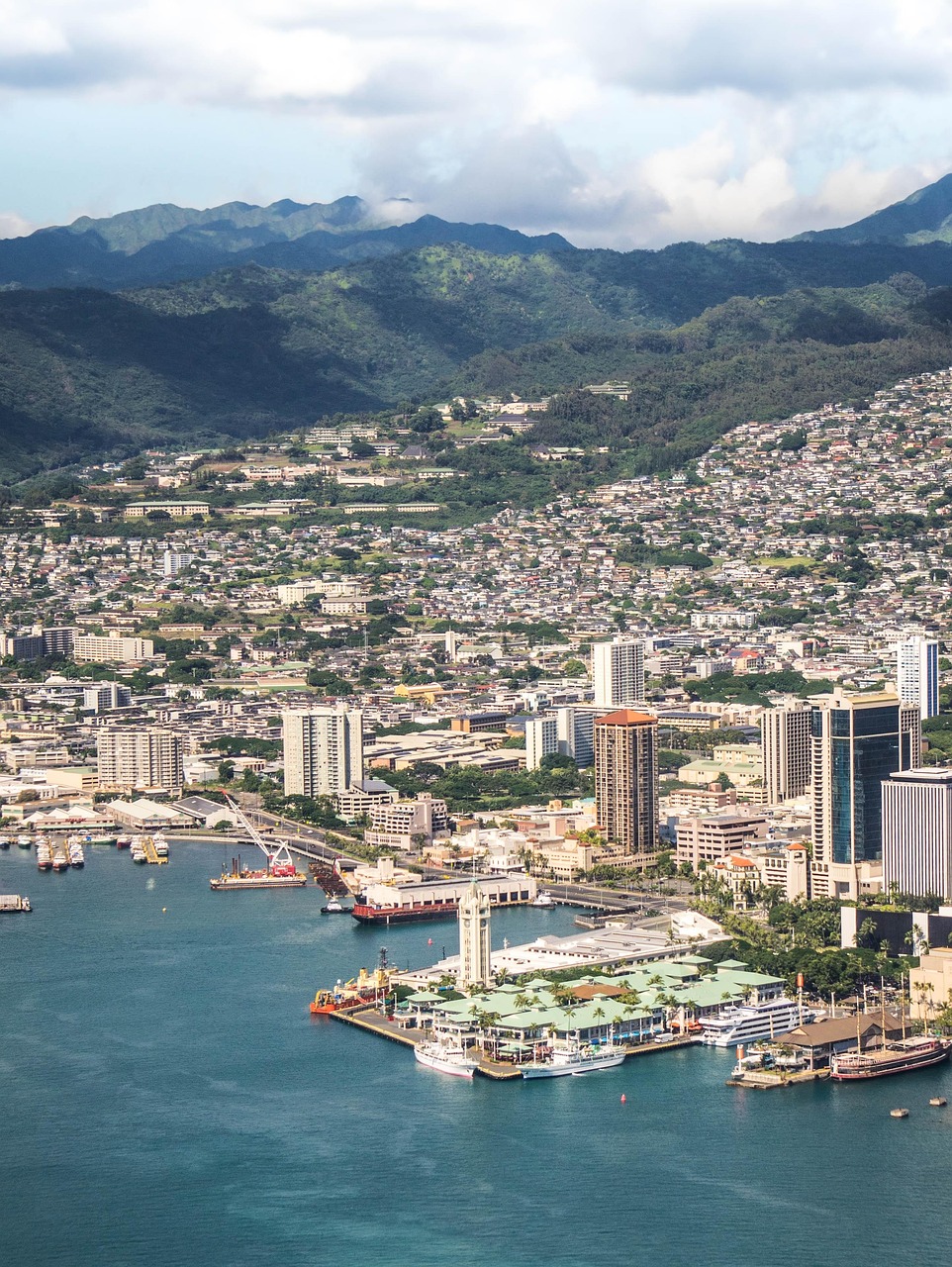 hawaii, oahu, aerial view, city, beach, hawaii beach, travel, vacation, outdoor, summer, blue, sand, tropical, ocean, honolulu, nature, outside, mountains, skyscrapers, architecture